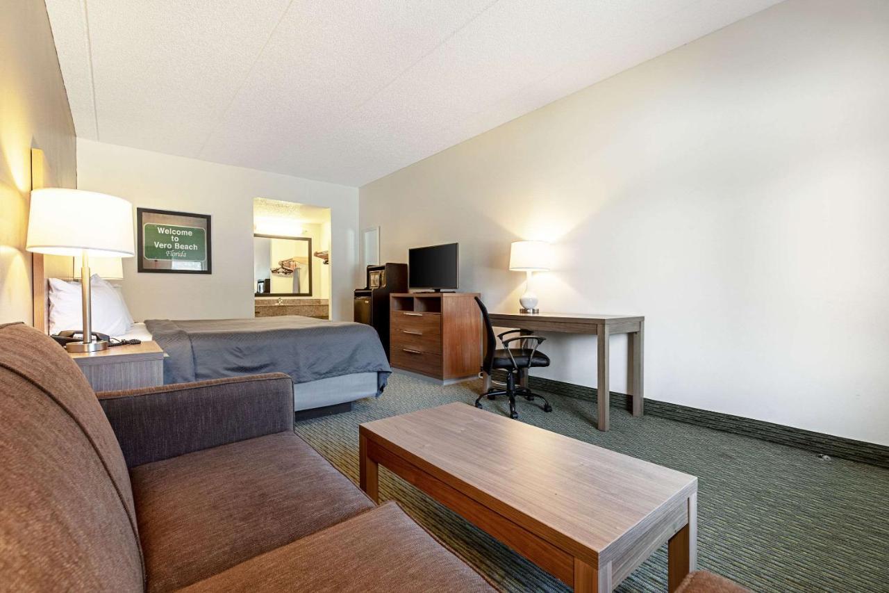 Econo Lodge Vero Beach - Downtown Habitación foto